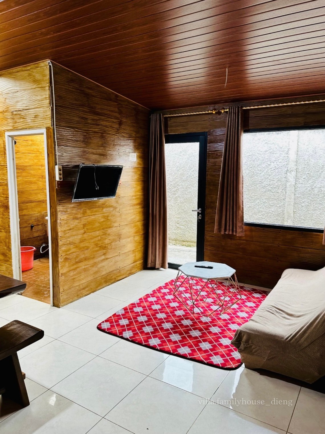 Cottage Cabin 1