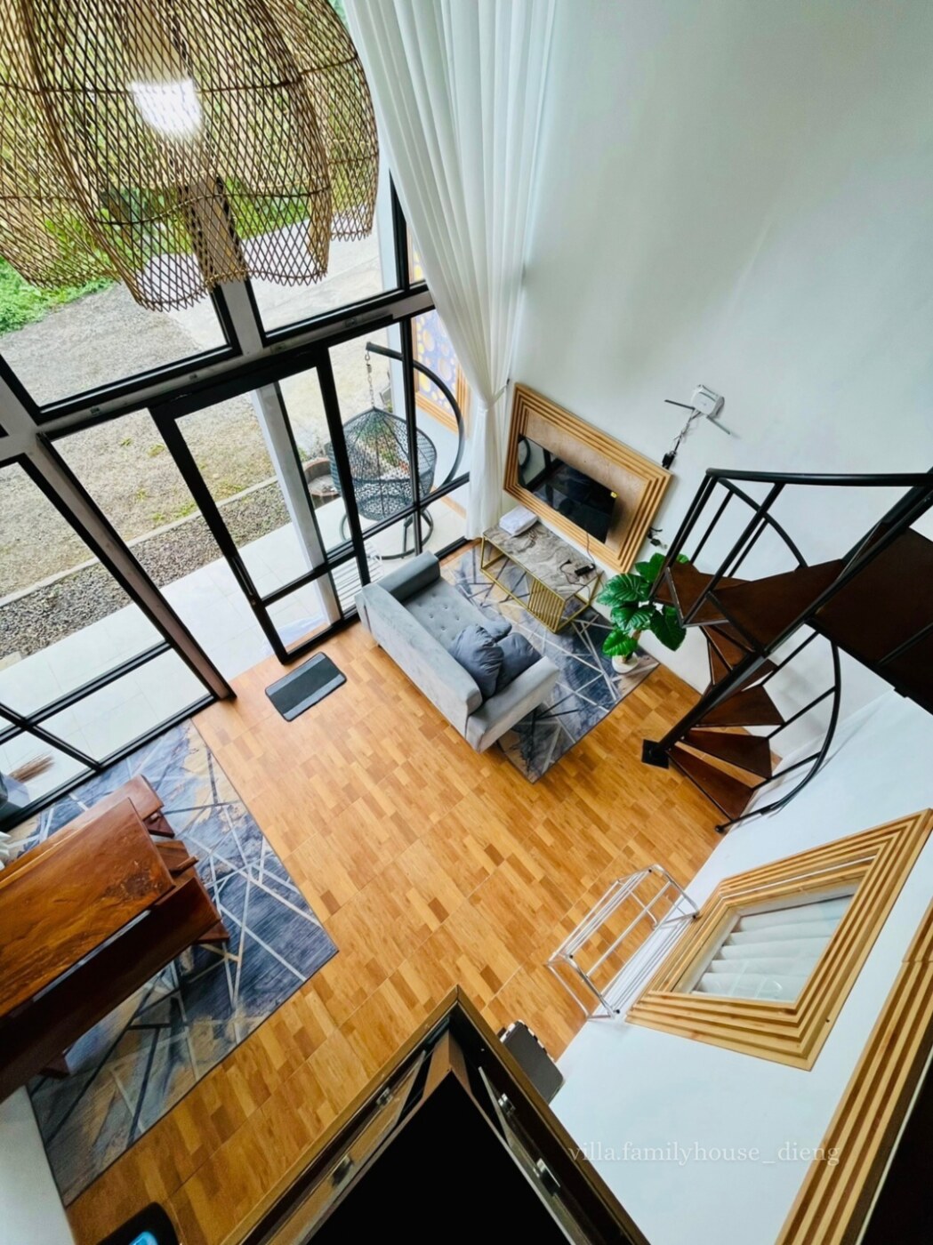 Viona Cabin (View Kebun Bunga)